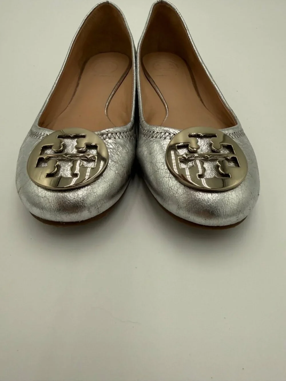 Tory Burch Silver Metallic Leather Minnie Ballet Flats Sz 8  Logo Hardware